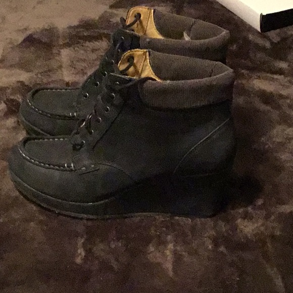 Booties - Picture 4 of 4